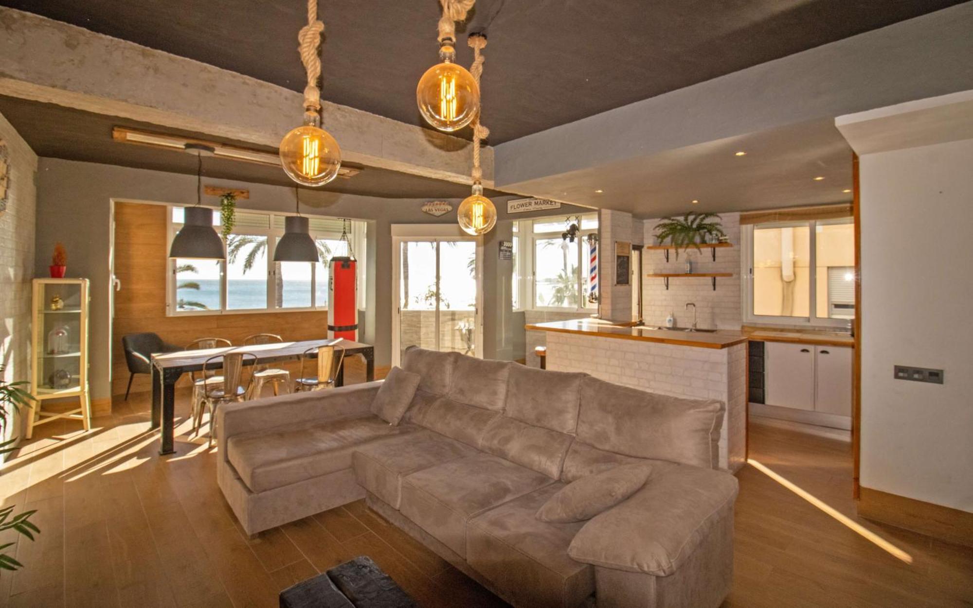 Luxury Beach House - Primera Linea Playa Cargador Albert Villas 阿尔考斯布里 外观 照片